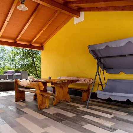 St Nikola With Private Pool And Jacuzzi