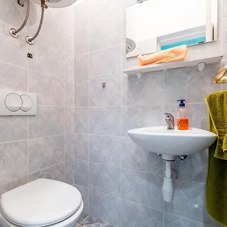St Nikola With Private Pool And Jacuzzi *